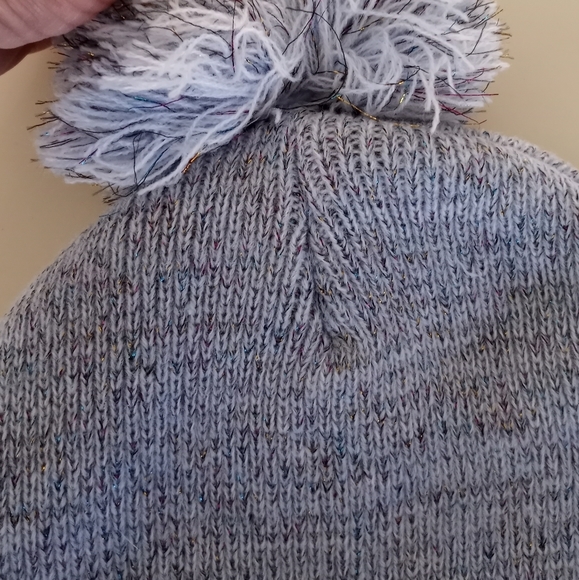 Girls Unicorn Embroidered Beanie Snow Hat Toboggan With Pom Pom - Picture 10 of 11